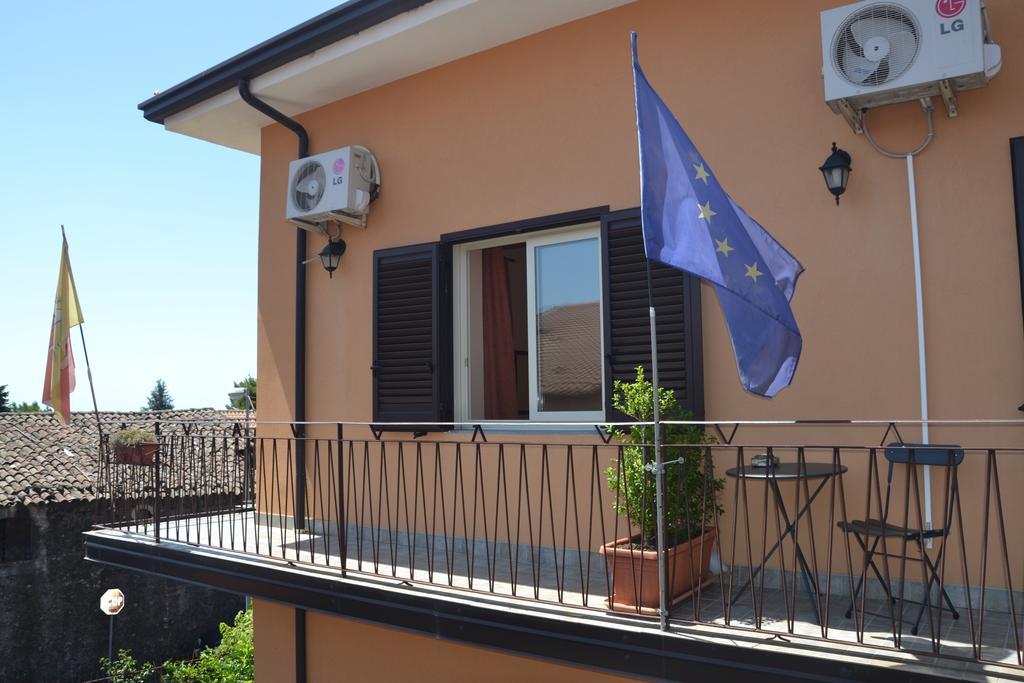 B&B Terra Niura Ніколозі Екстер'єр фото