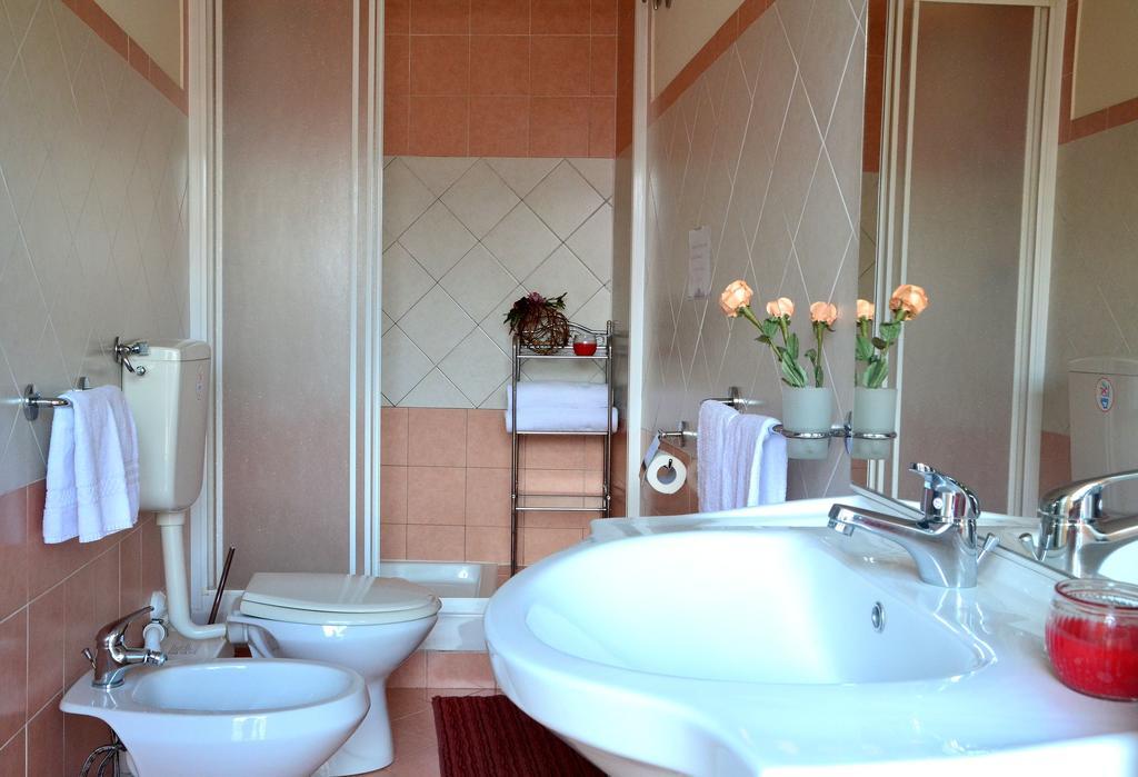 B&B Terra Niura Ніколозі Екстер'єр фото